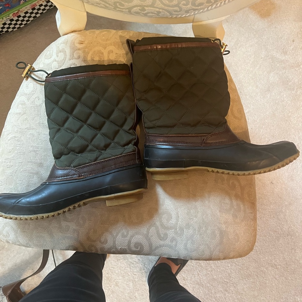 Tory Burch quilted duck boot 8 - Picture 4 of 6